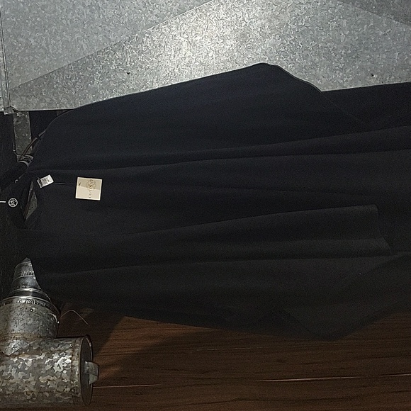 Black Fleece - Picture 1 of 4